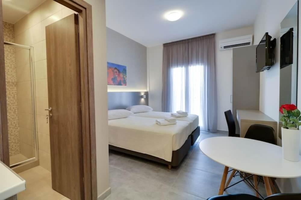 Hotel Continent Gagra Exteriör bild